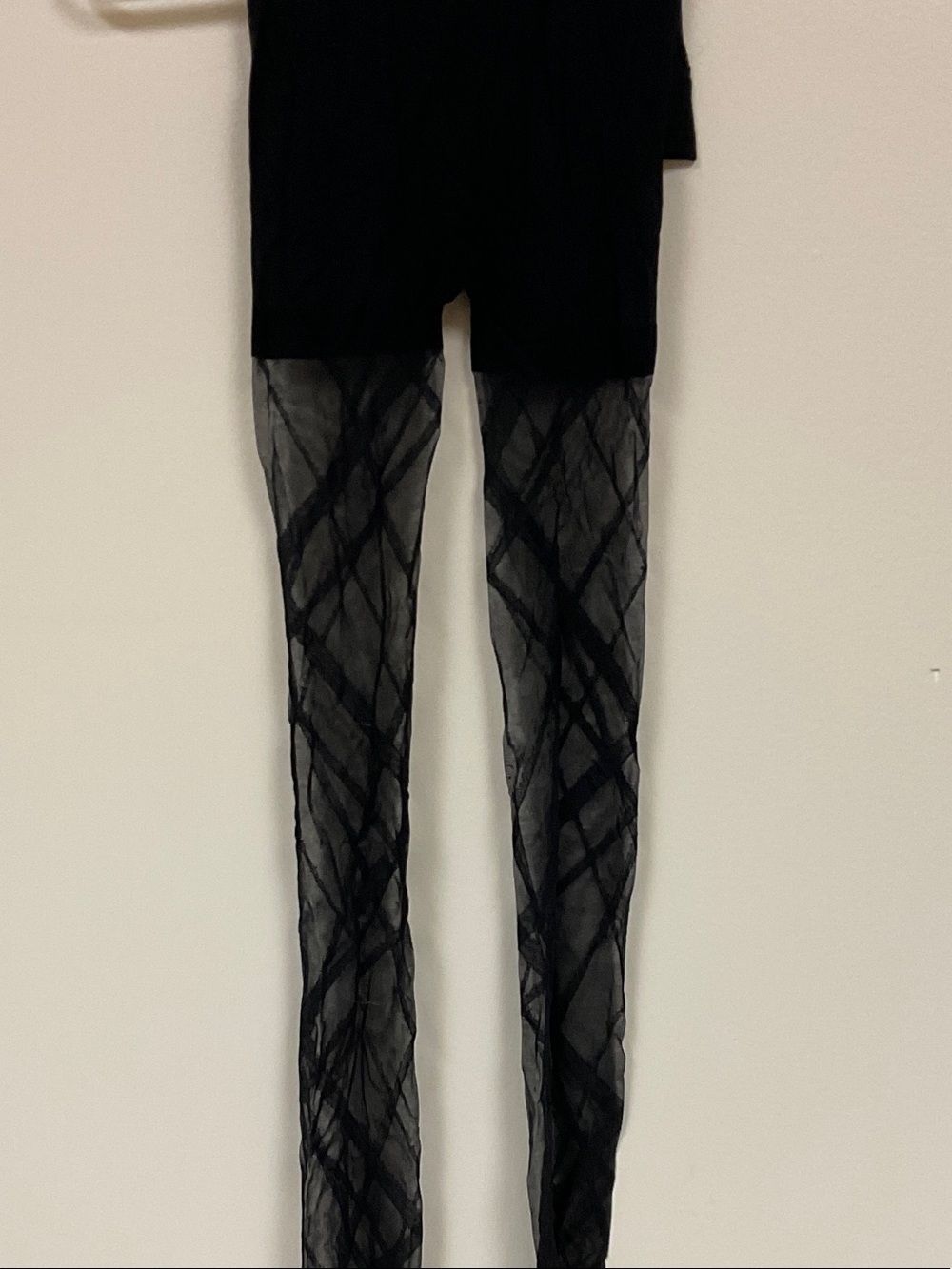 Black Crisscross Patterned stockings. One size. NIOP